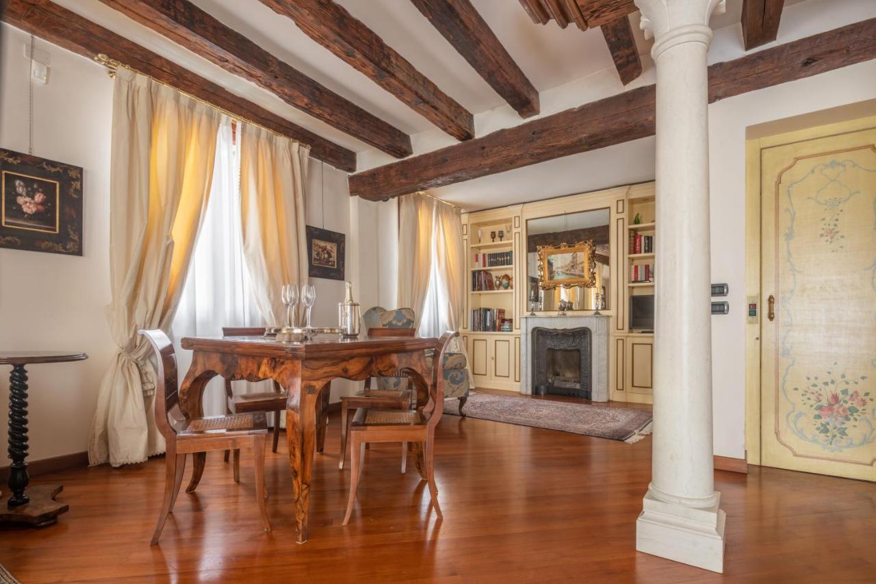 Апартаменти Garden Mansion With Private Mooring R&R Венеція Екстер'єр фото